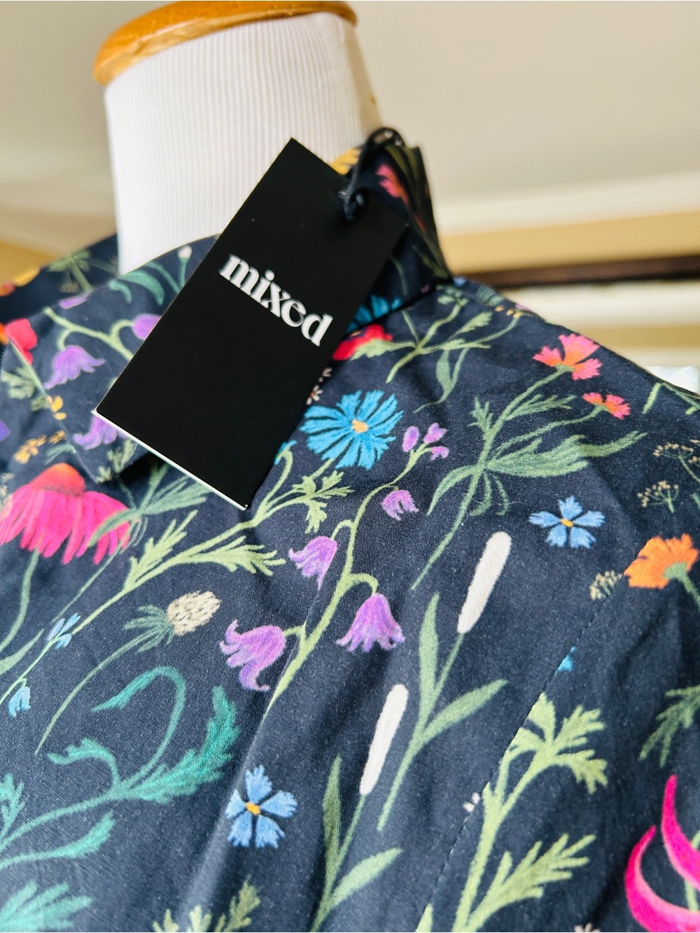 NWT Mixed by Nasrin Black Floral Belted Midi Shirt Dress Size Small - Picture 10 of 15